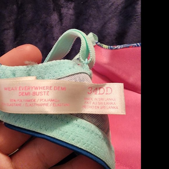 Victoria's Secret Pink wear everywhere demi bra 34DD - Picture 2 of 2